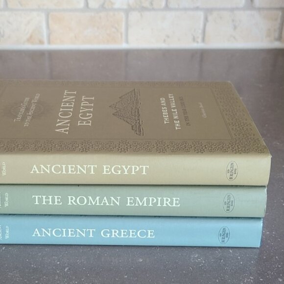 Traveller's Guide to the Ancient World Series: Ancient Egypt, Ancient Greece, an - Picture 5 of 5